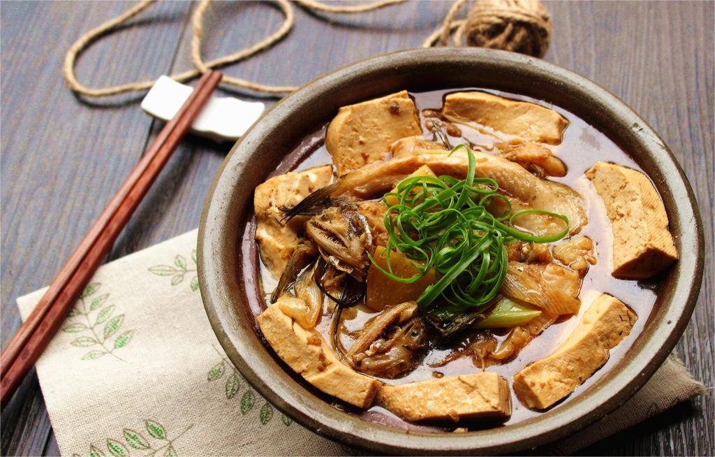 保护肝脏的最佳食谱大全,肝脏有病的人应少吃的食物是什么