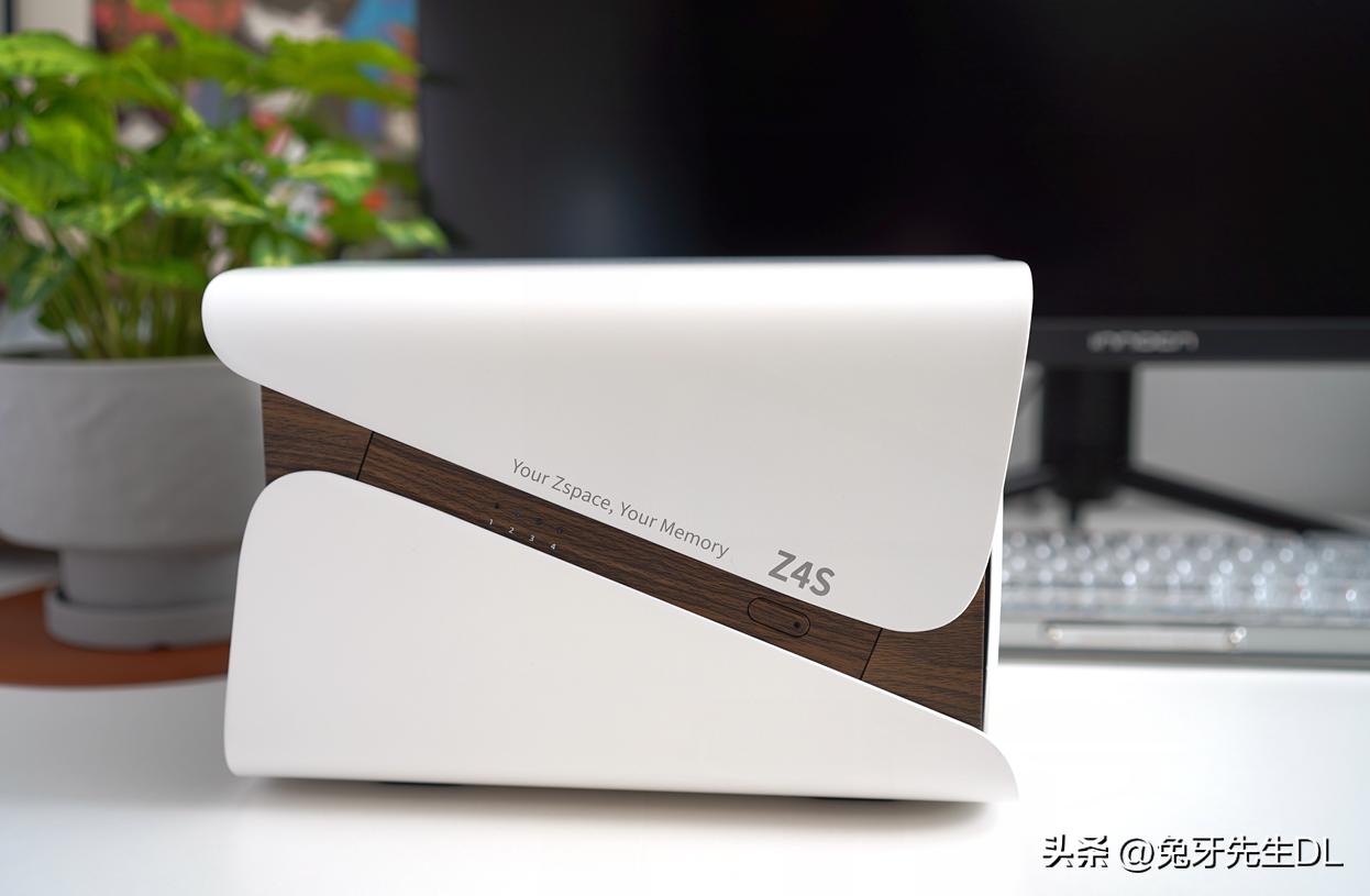 手机配件出行桌面，老男孩的11款好物安利，一只手都数不过来