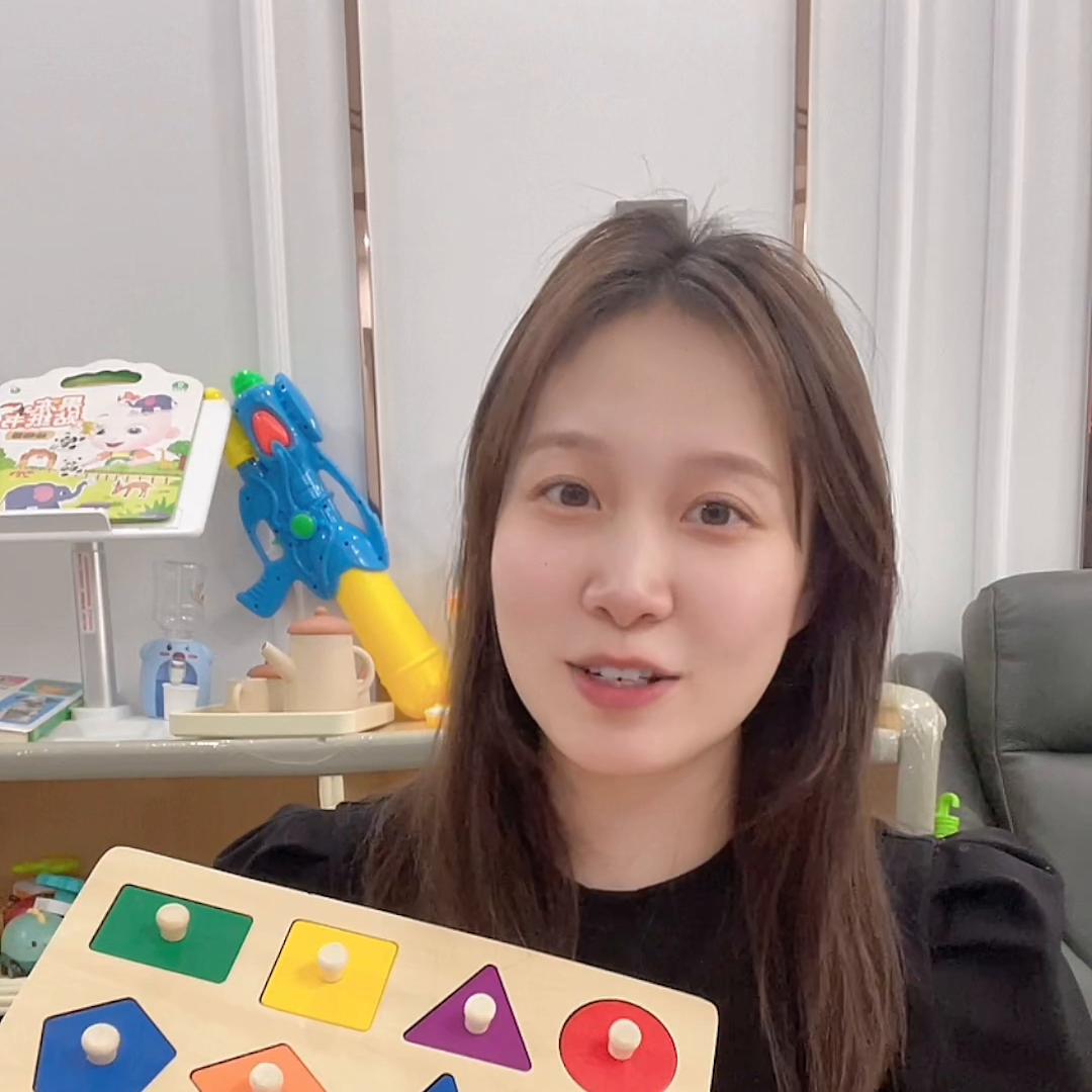 一岁玩具早教益智玩具推荐,宝宝1岁4个月玩具益智玩具