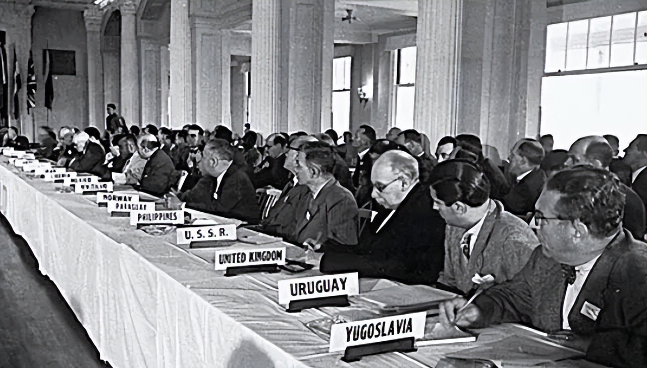 美国教科书中的日本侵华战争,日本侵华战争是美国指使的吗