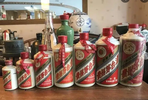 大量收购白酒的骗局有哪些,高价回收白酒骗局揭秘