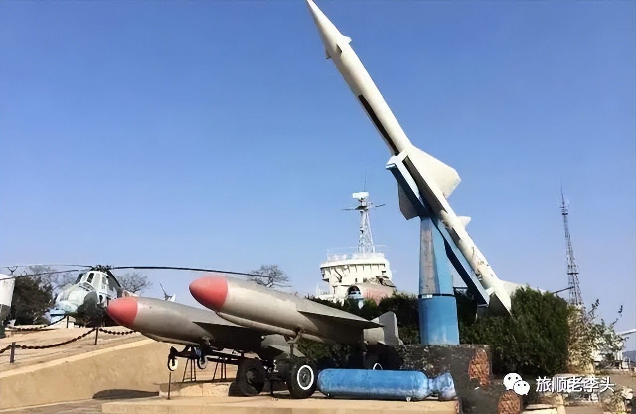 旅顺白玉神社纳骨祠,白玉山军舰舰桥