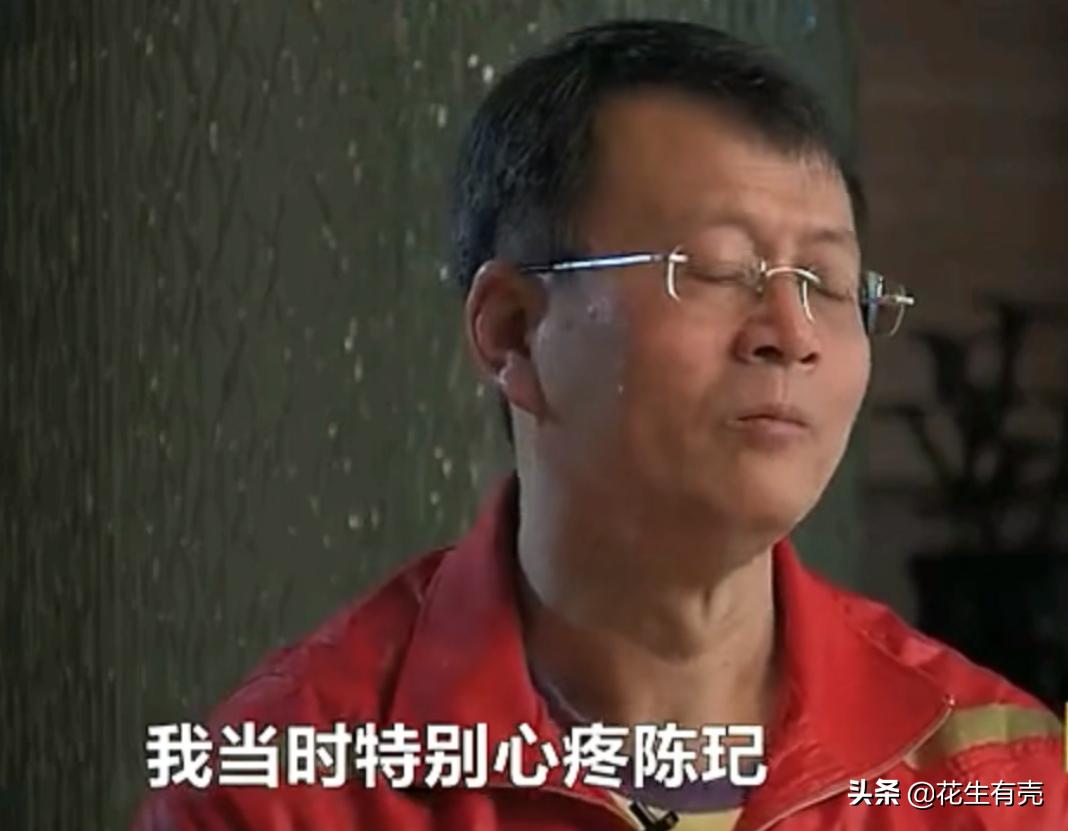 19年王楚钦看孙颖莎打球,陈玘刘国梁评价