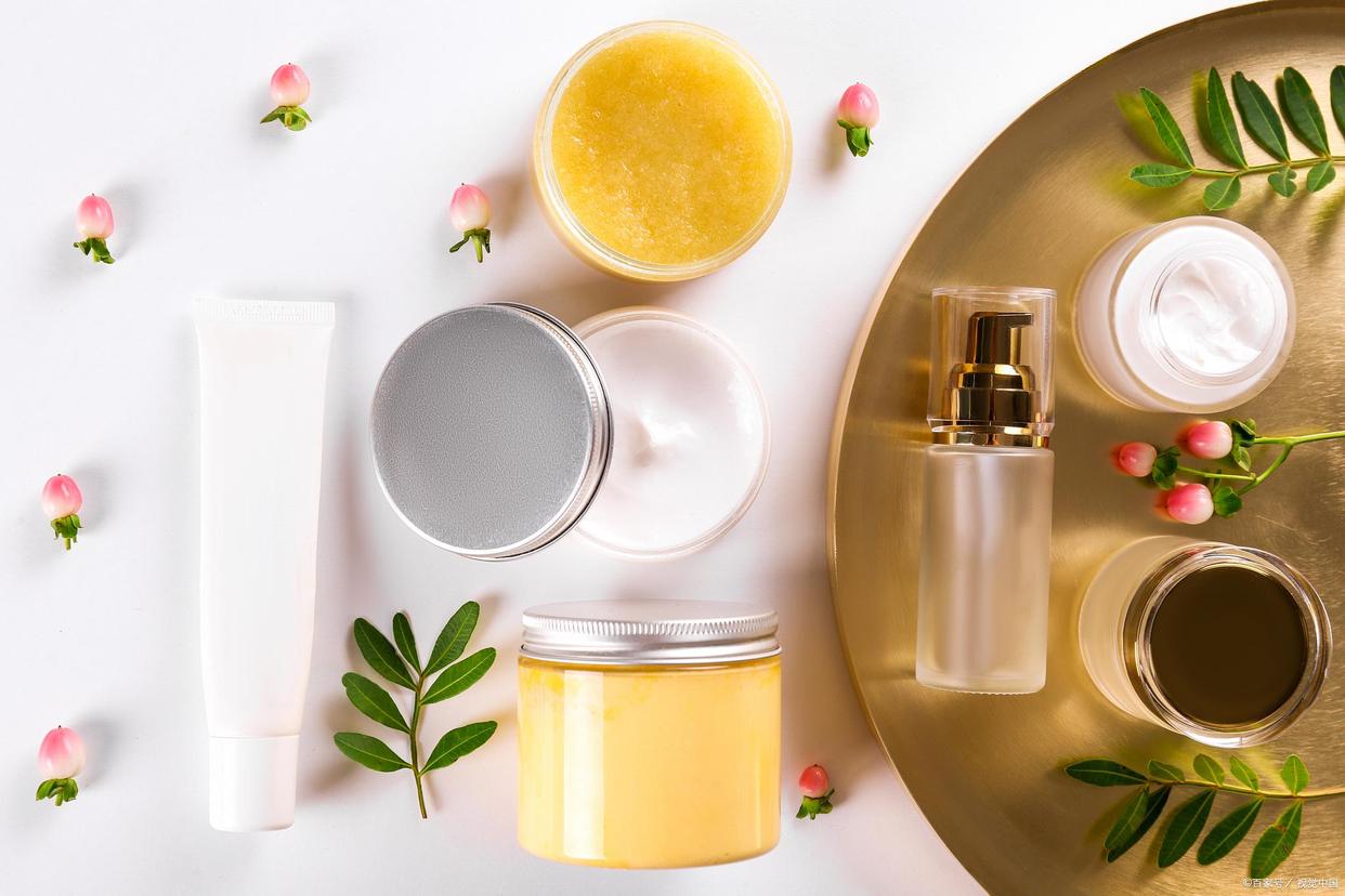 第1次见面送男生什么礼物啊,见面礼物送男生什么