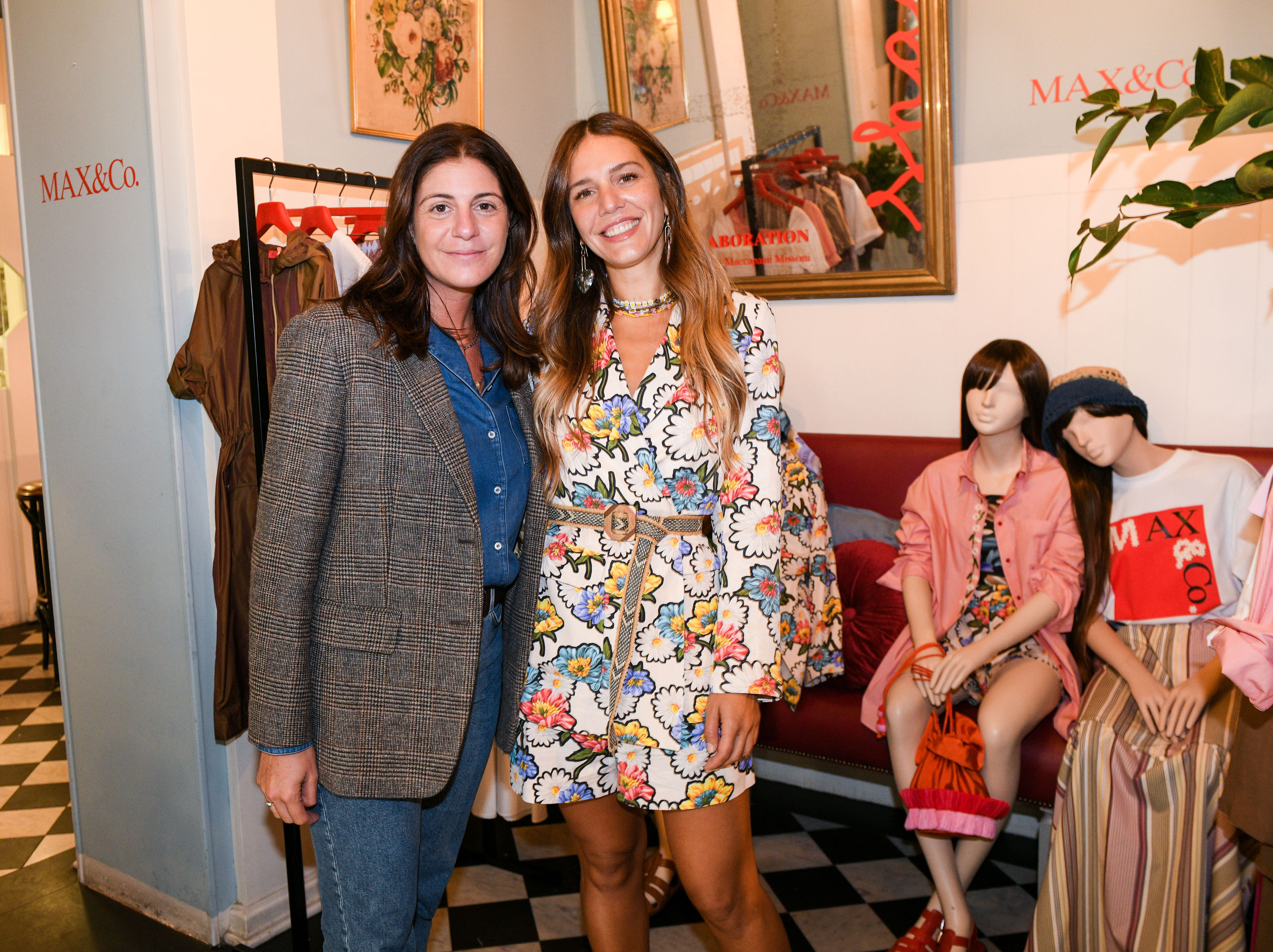 破圈密码添新作，MAXCo.推出ShallWe?“有何不可”联名系列产品