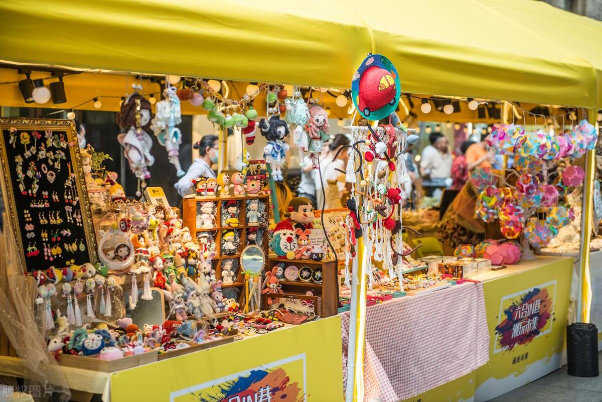 我表哥，在小县城卖2元商品半年亏掉40万，他竟然只靠2万元来翻身