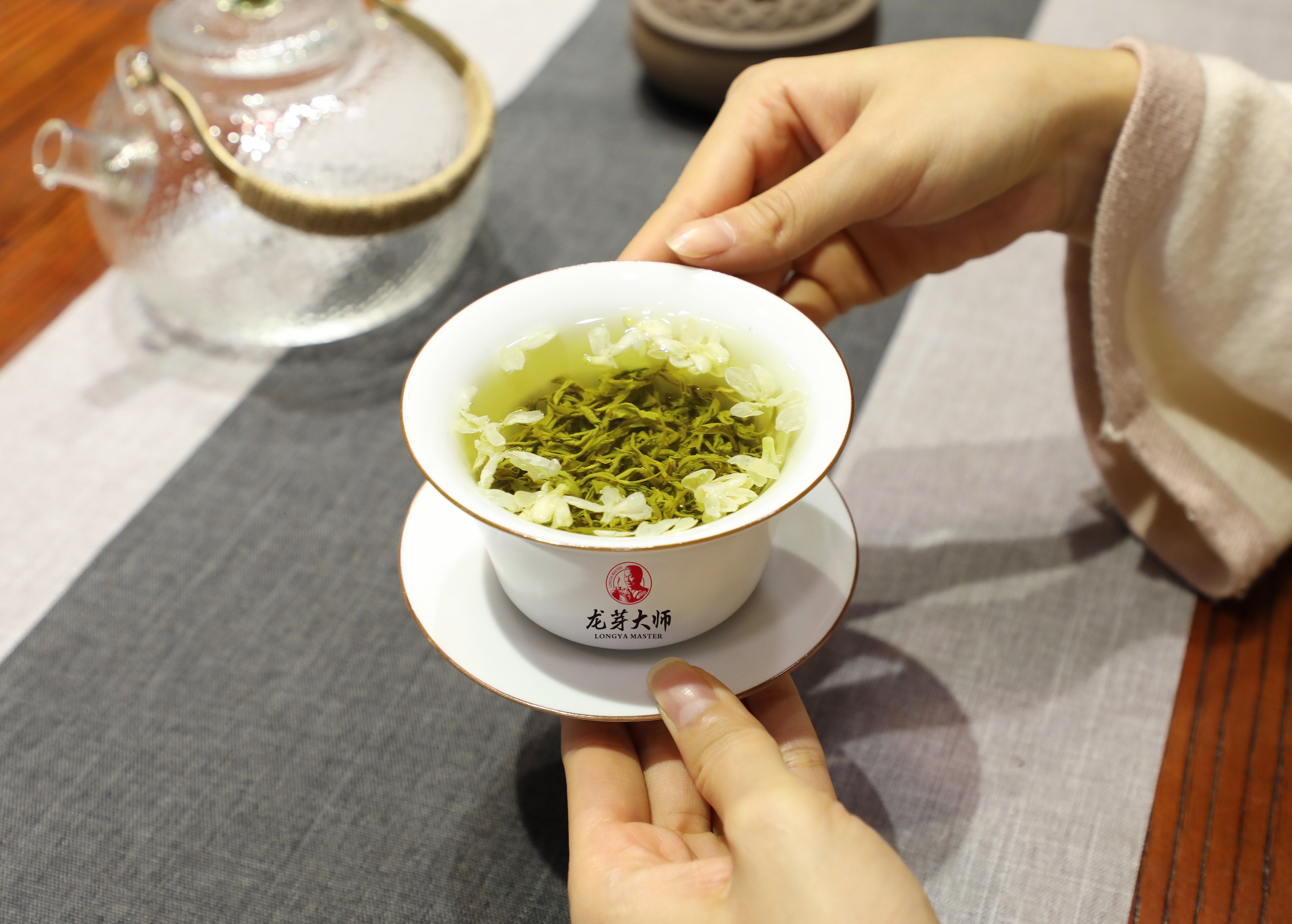 端午节要给喜欢的人送粽子,端午到店送粽子