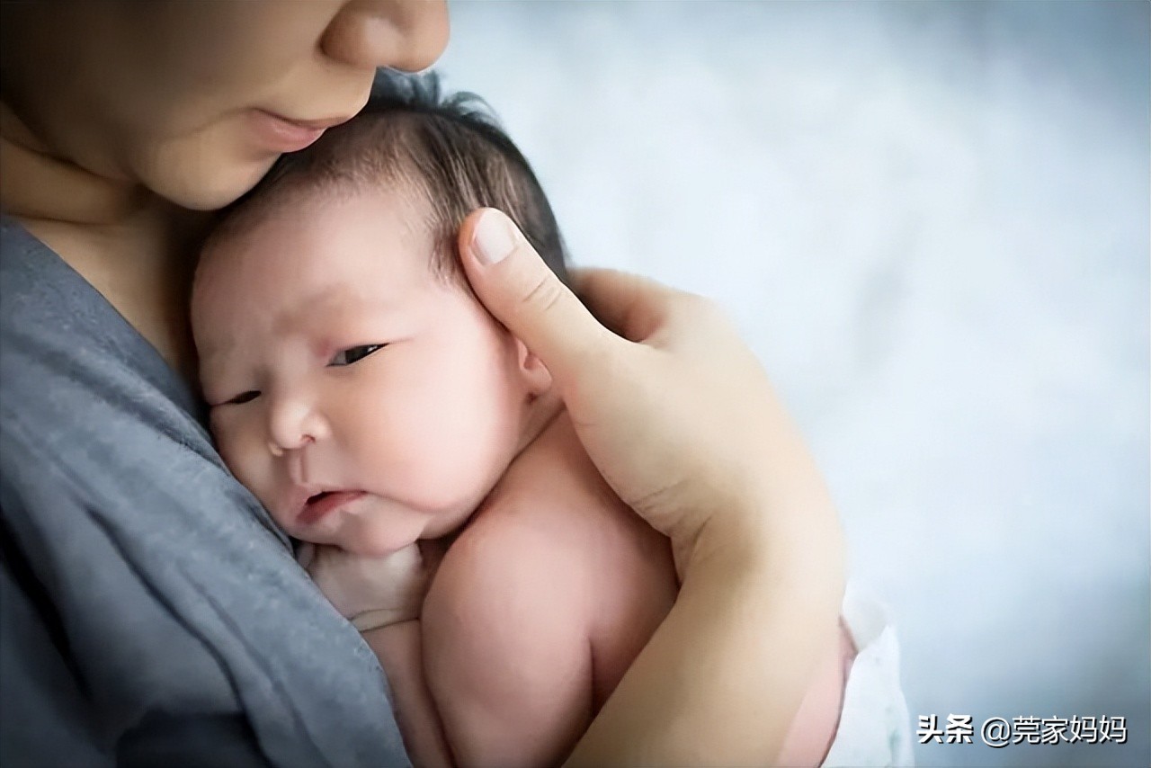 宝宝那破烂小被子该不该扔掉？选对安抚物，让孩子成长更早独立