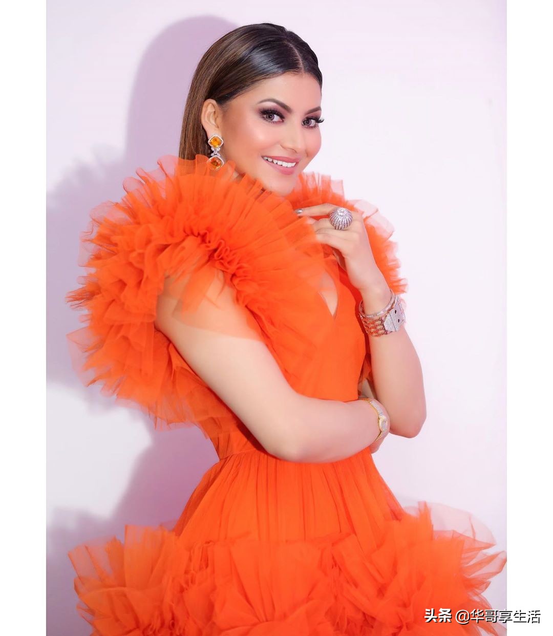 玉尔娃希拉吾塔拉原视频,印度宝莱坞模特