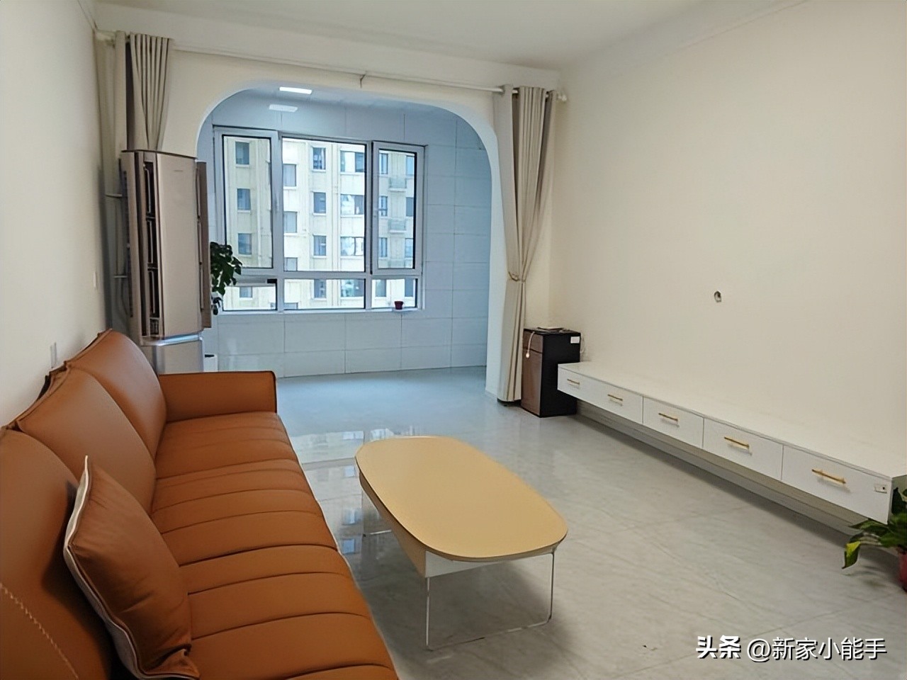 免吊顶客厅装修风格,这才是现代简约装修的极简风格