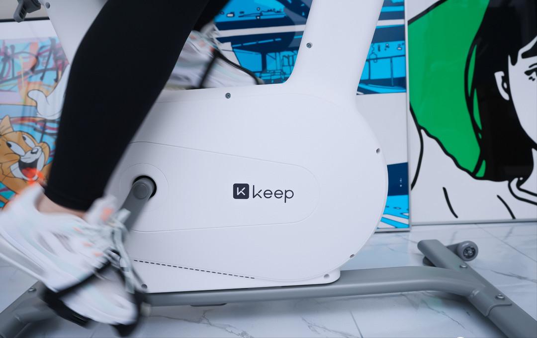 动感单车选哪种比较好,每天骑动感单车30分钟会伤膝盖吗