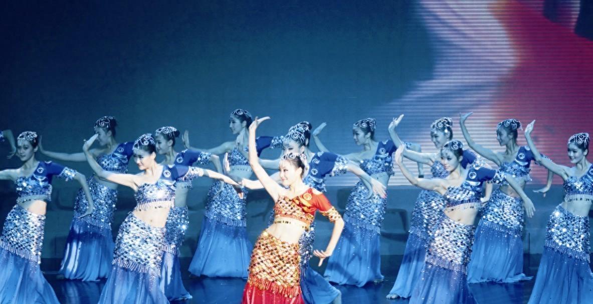 顶级大型歌舞团,豪华歌舞团