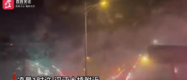 烟花是人们对美好生活的向往,烟花是对美好生活的向往