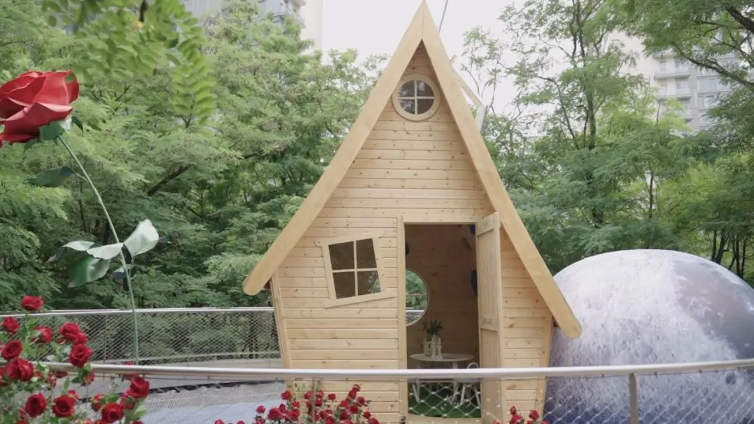 10年不接戏,他47岁靠配角走红,被赞“天才演技”!