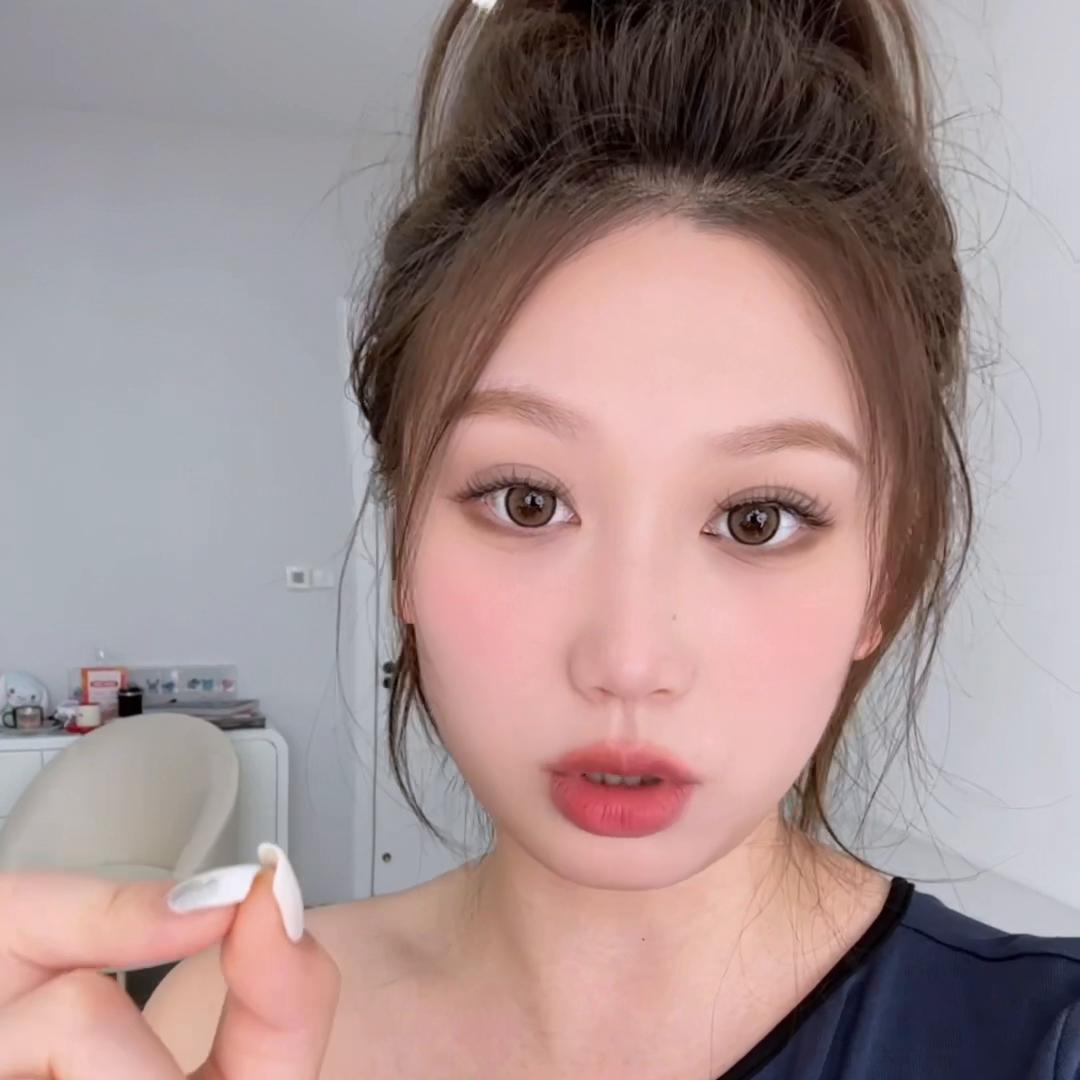 干皮不补水会怎么样,干皮看不见的粉霜测评