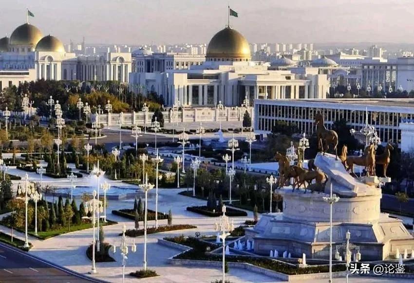 沙漠中的香格里拉：土库曼斯坦有多豪？医疗教育住房全部免费