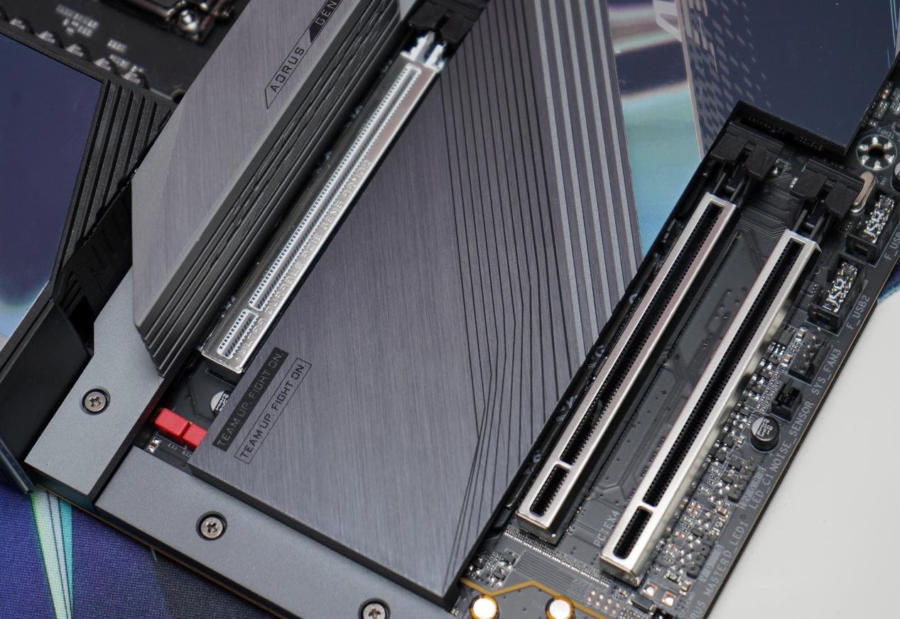 技嘉z790超级雕主板有几种规格,技嘉z790m小雕主板详解