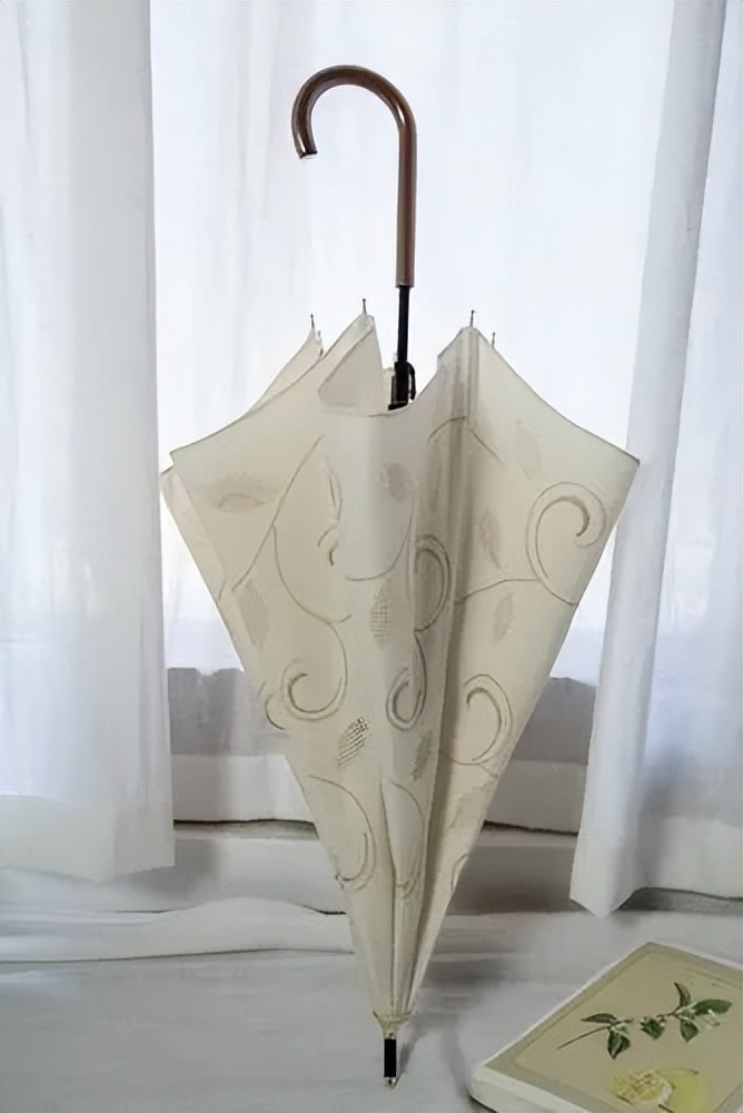 法国制伞工艺，为伞制造业注入了新的活力和意义