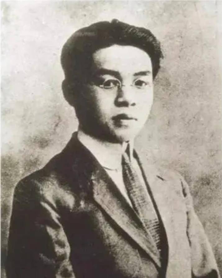 高校人体写生课，真的画全裸人体吗？人体模特收入多少？