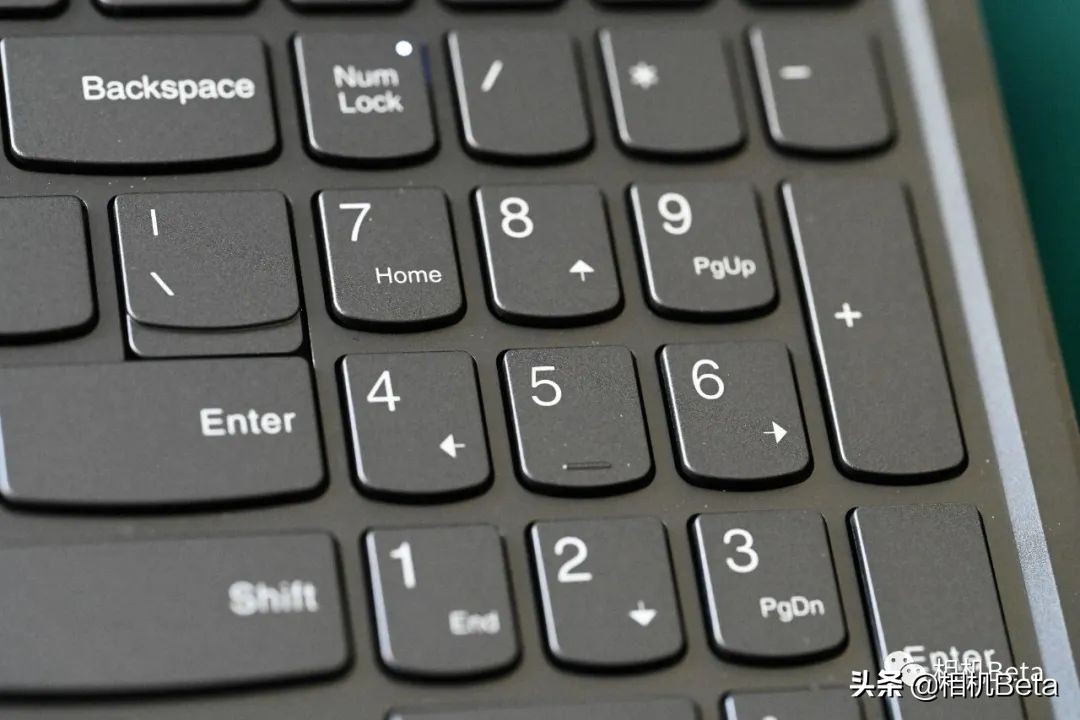 22款拯救者y9000x基础设置,适合摄影师修图的笔记本电脑