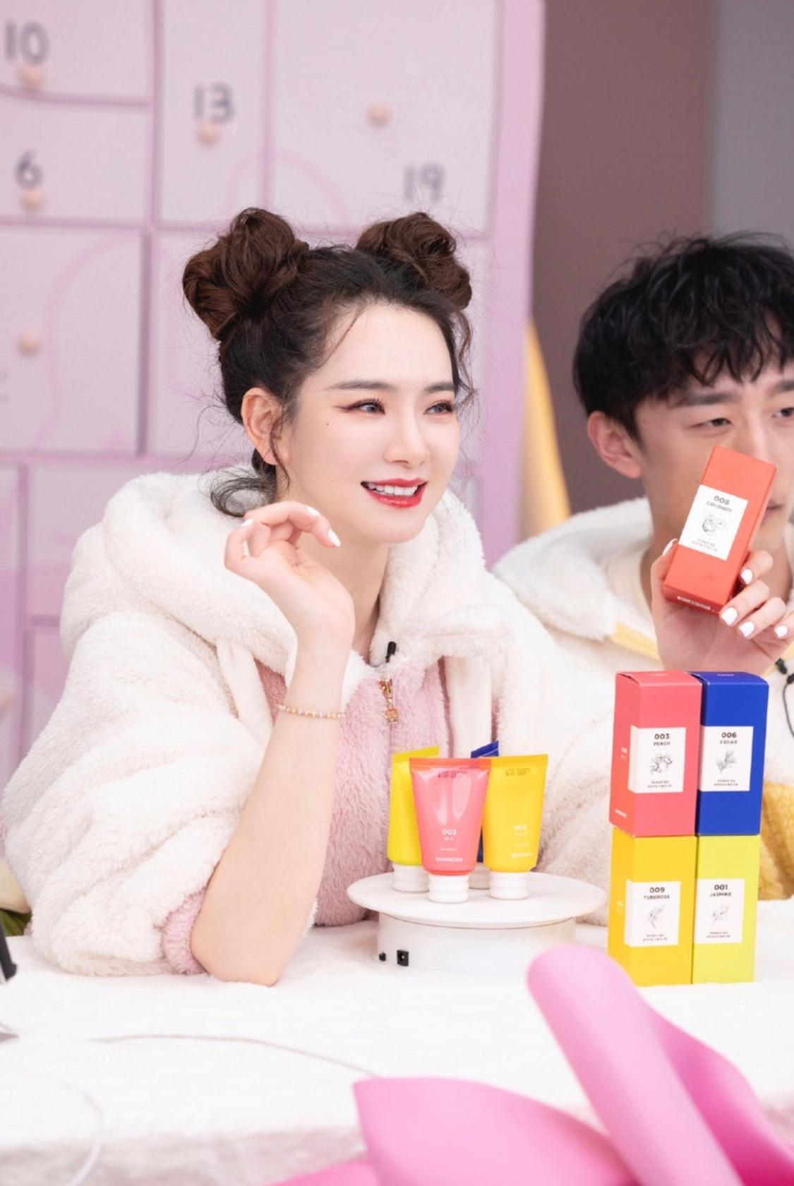 戚薇售假风波,戚薇直播间带货真假