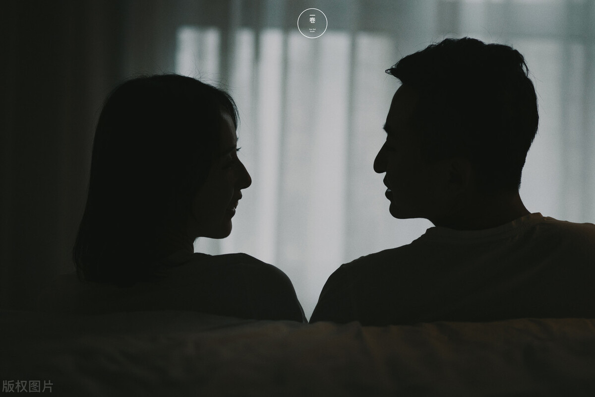 故事:不顾家人反对她执意远嫁,婚后被婆家当提款机,她才知后悔