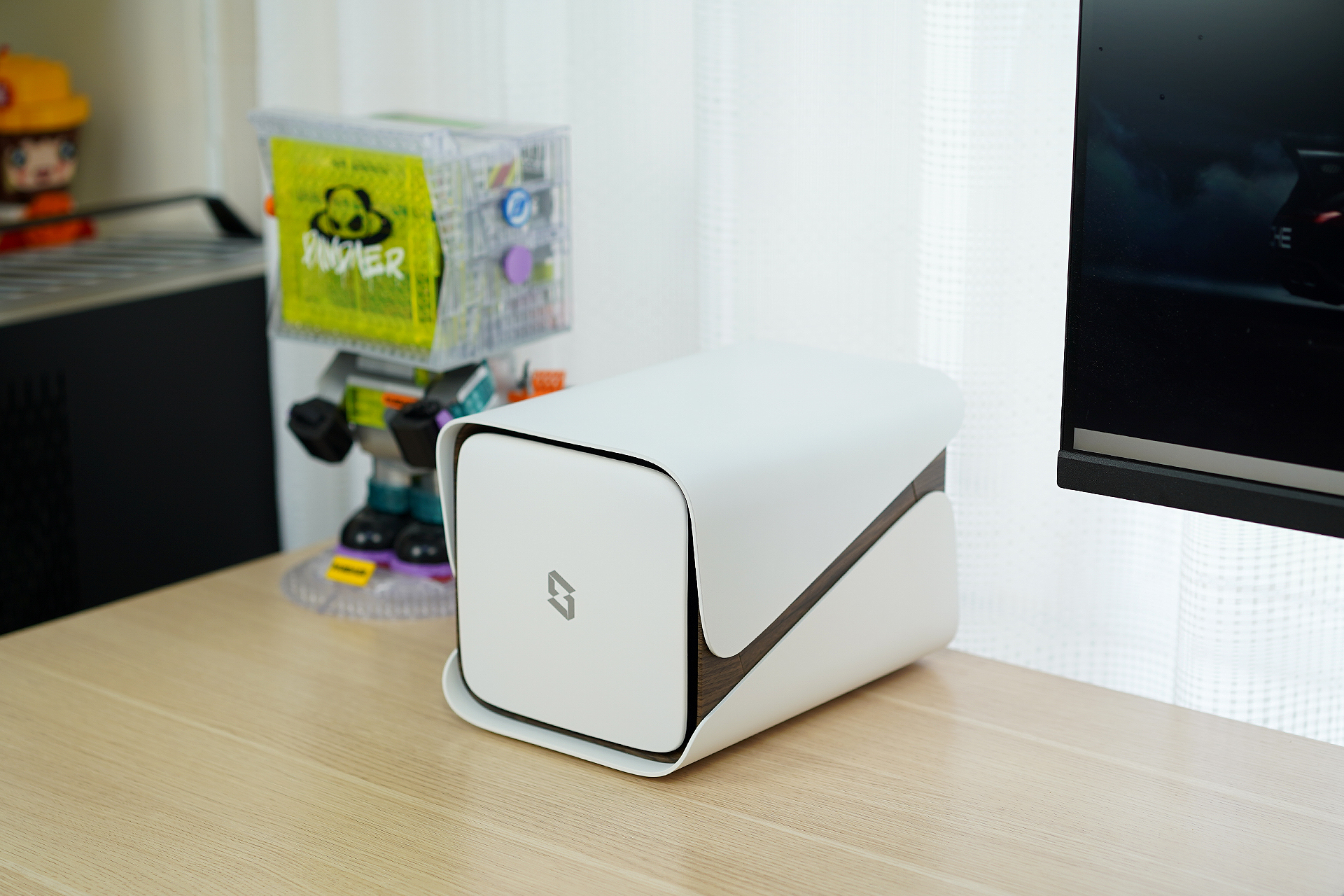 绿联nasdx4600与极空间z4s,z4s极空间开箱