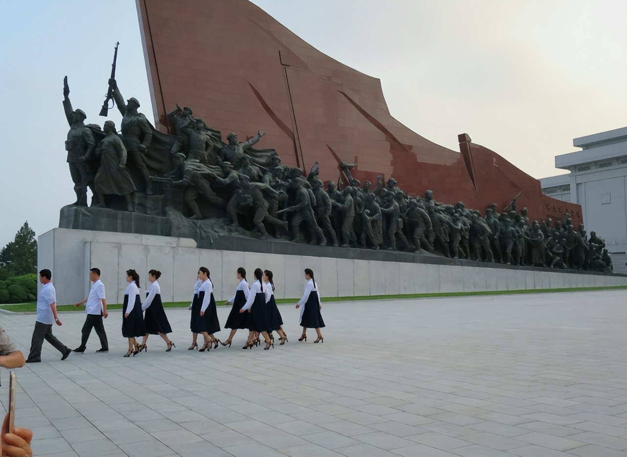 朝鲜印象，朝鲜人的衣食住行是什么样的？