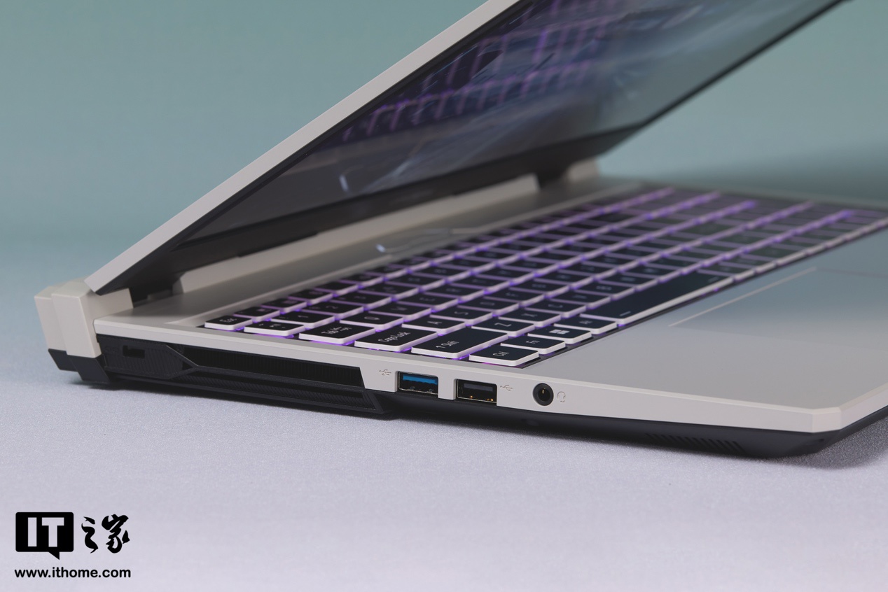 七彩虹游戏本选x15还是p15,七彩虹游戏本隐星p15i5