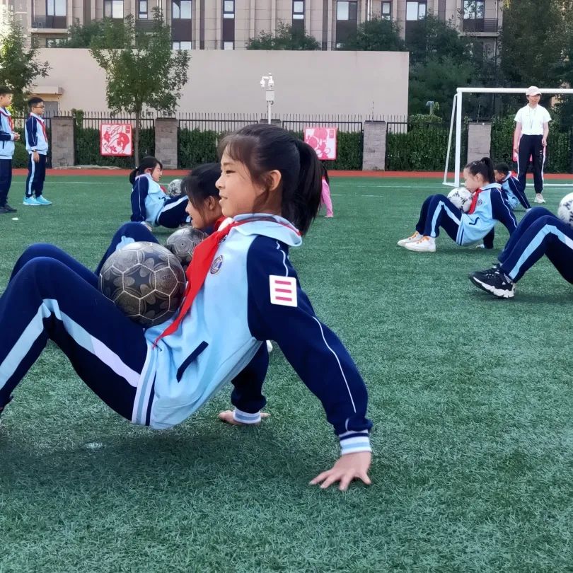 天津市实验小学滨海学校,天津滨海实验小学怎么样