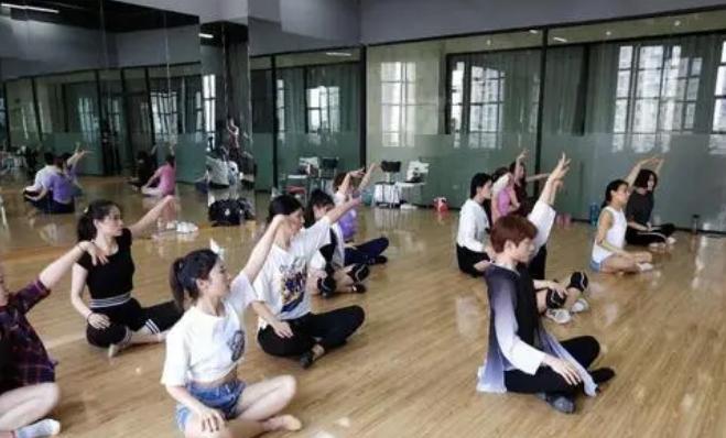 初级舞蹈教练证考完有什么用,考一个舞蹈教练资格证怎么考