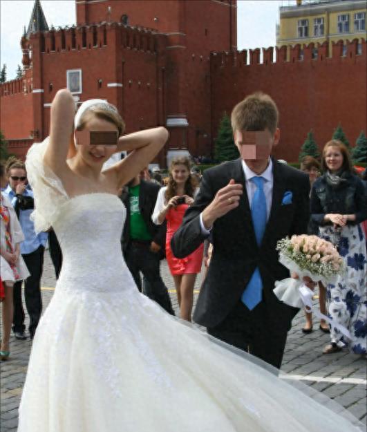 出轨狂欢:胶水与润滑液的奇妙交锋,原配惊呆!