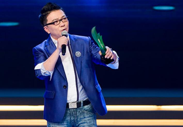 足球天才被相中,足球神童长大