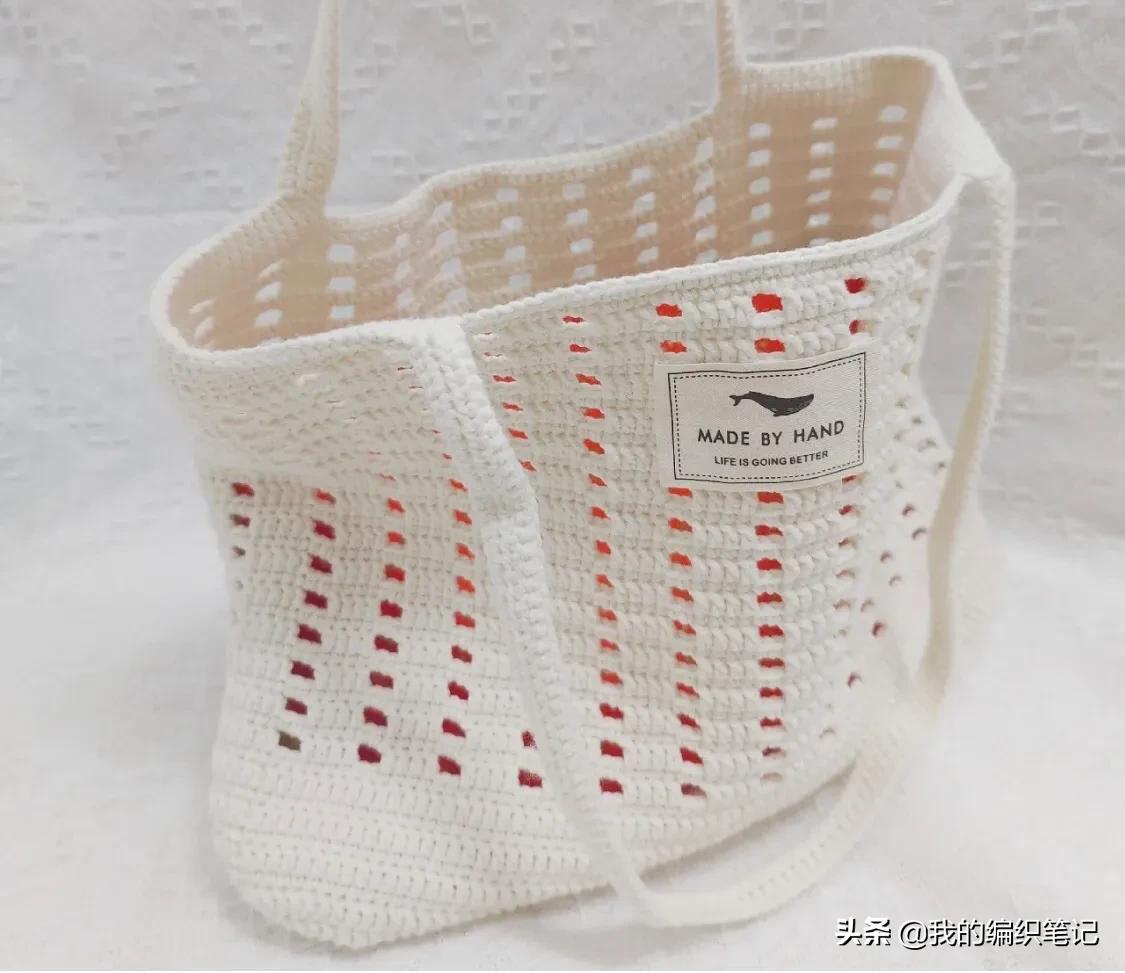 简约时尚单肩包出差穿搭,百搭质感包包华夫格