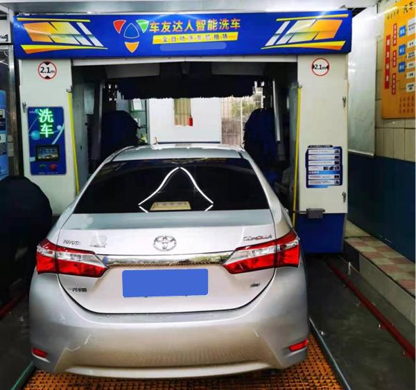 让车流量变现金流!车友达人智能洗车机做到了