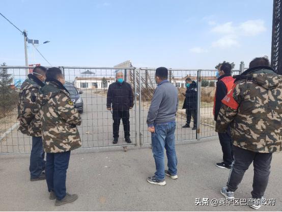 为人民服务逆行者,为人民托起稳稳的幸福