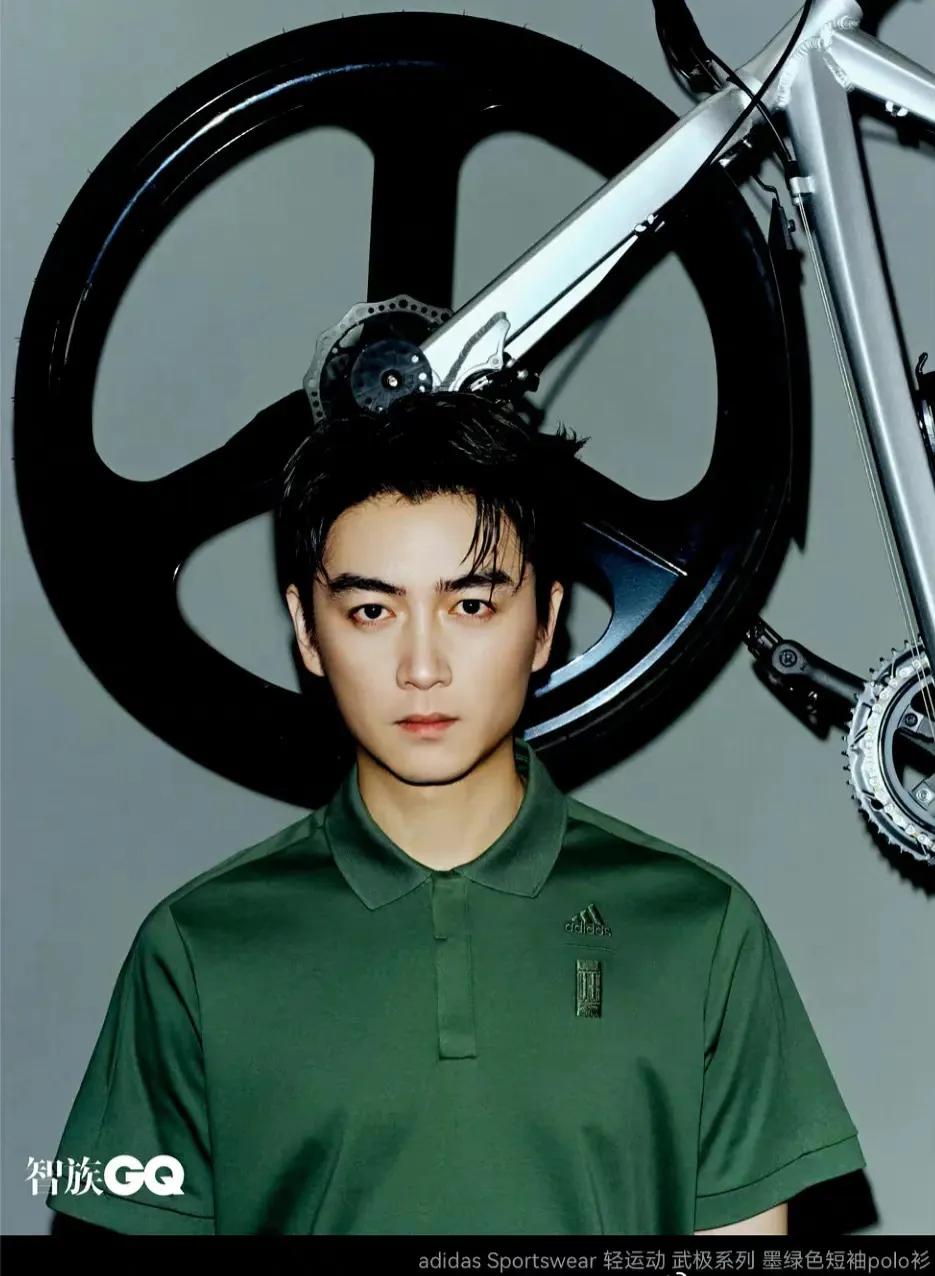 *疆新**棉事件后,又有艺人捡漏签约阿迪达斯?