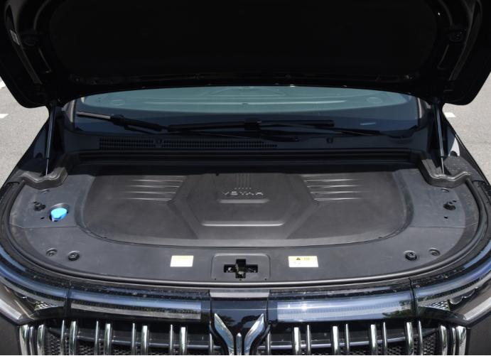 岚图梦想家mpv混动版用车感受,全球首款新能源mpv岚图梦想家