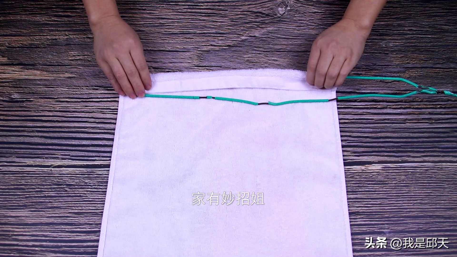 垃圾桶上放一只袜子,垃圾桶套袜子的作用