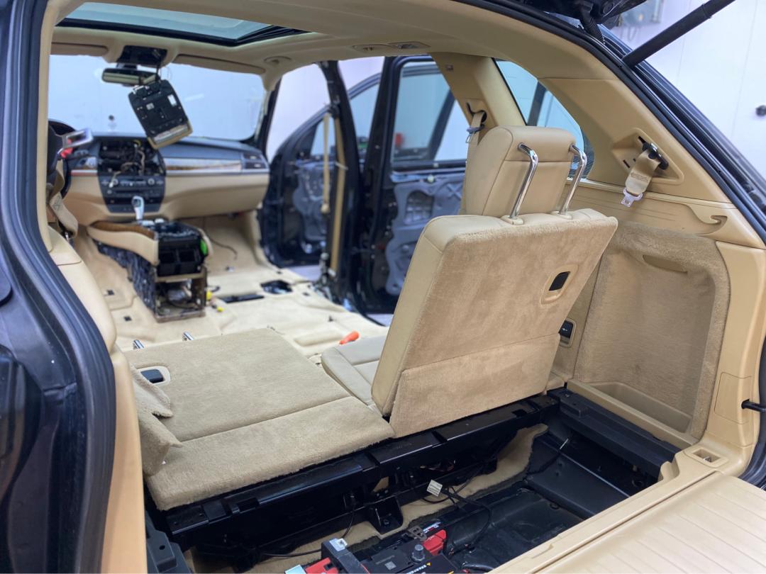 14款宝马x5老改新过程,2011款宝马x5翻新修复