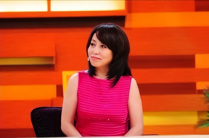 20岁小伙爱上39多岁女老板后续,19小伙子爱上大18岁女老板