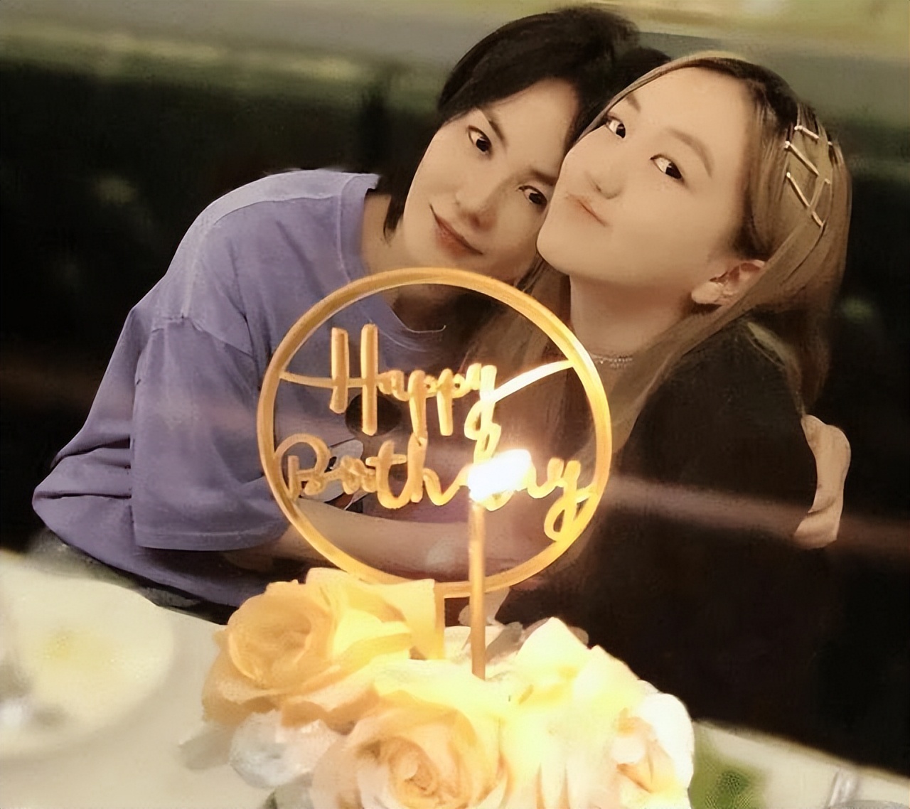 王菲和谢霆锋二人差几岁,王菲和谢霆锋以前结过婚吗