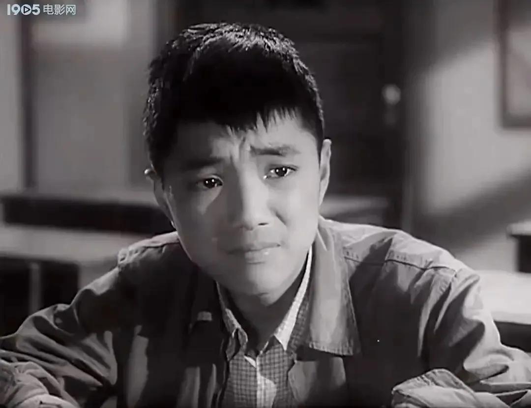 老电影海燕,老电影两个小足球队1956插曲