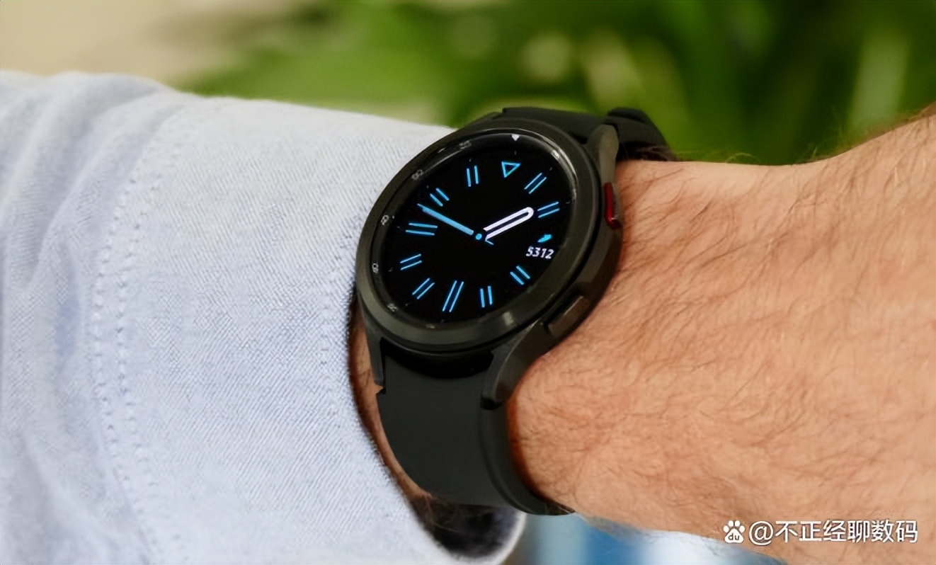 三星watch5pro对比华为4pro,三星watch5pro跟watch4