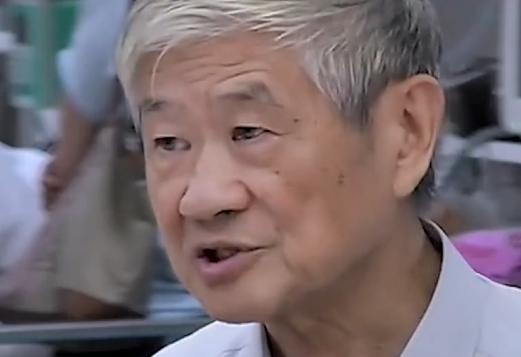 老伴老年痴呆的感人故事,老人脑梗感人故事