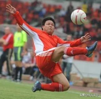 谢育新最佳进球,中国足球队原中场核心谢育新