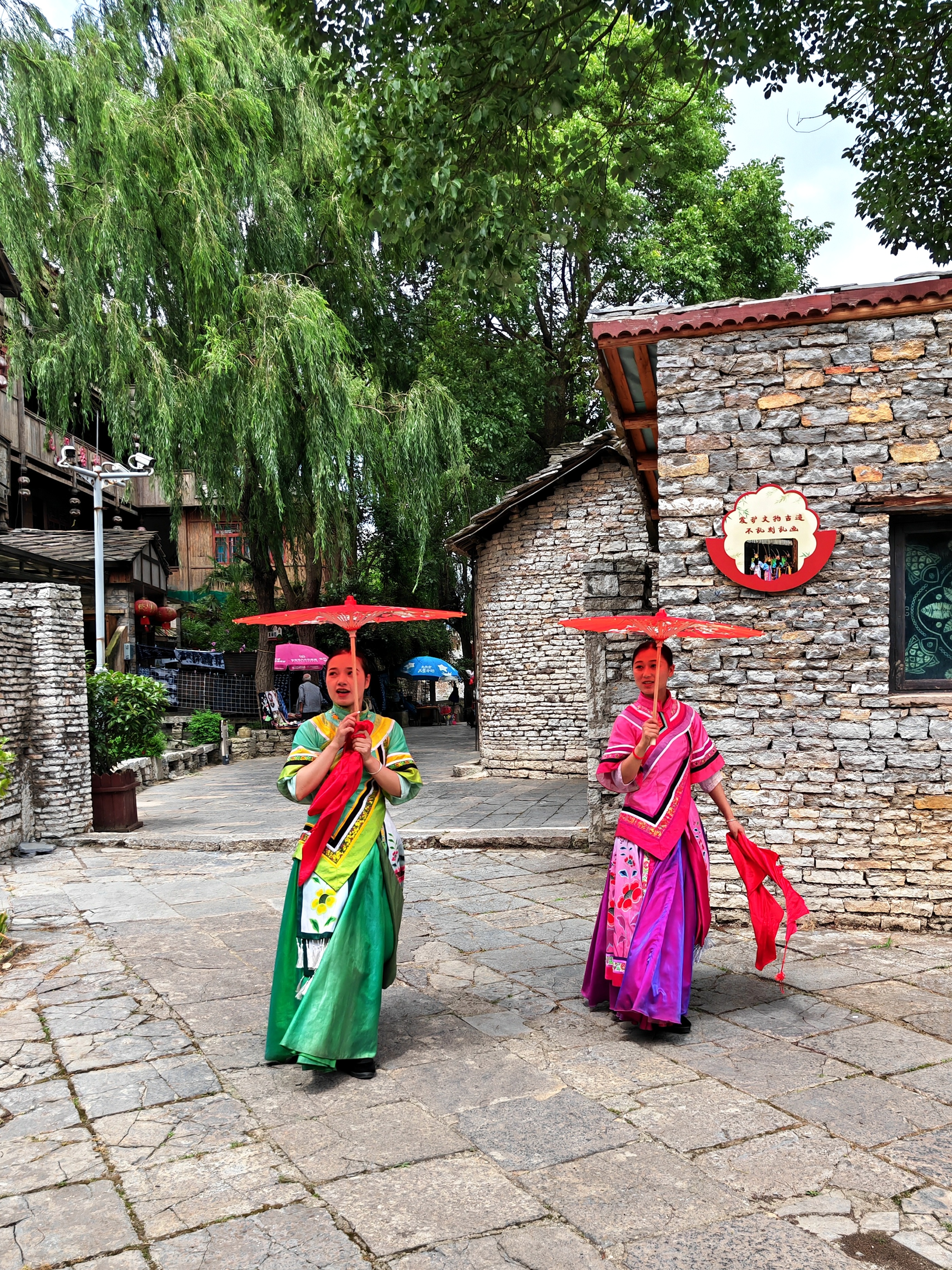 安顺优途丝路天龙屯堡露营基地,优途丝路安顺天龙屯堡房车露营地