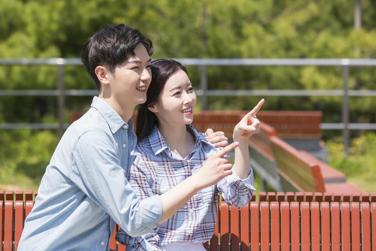 男人送你这三样东西才是真的爱你,男人给你三件东西说明他很爱你