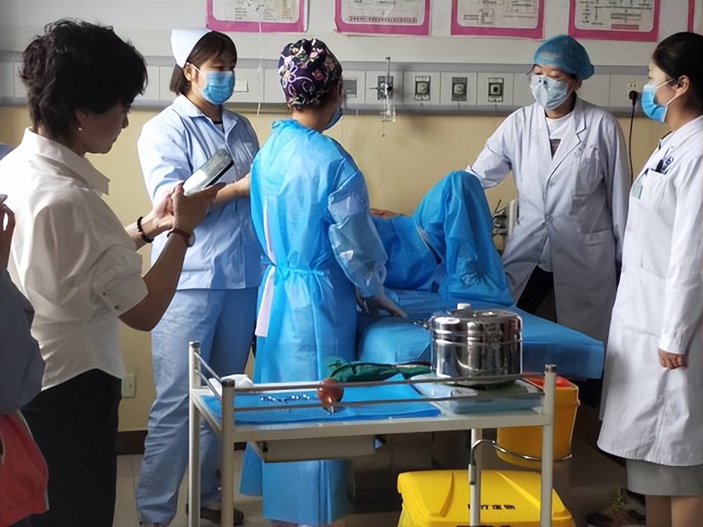 生殖器疱疹引起哪些危害,生殖器疱疹会引起身体哪些不适