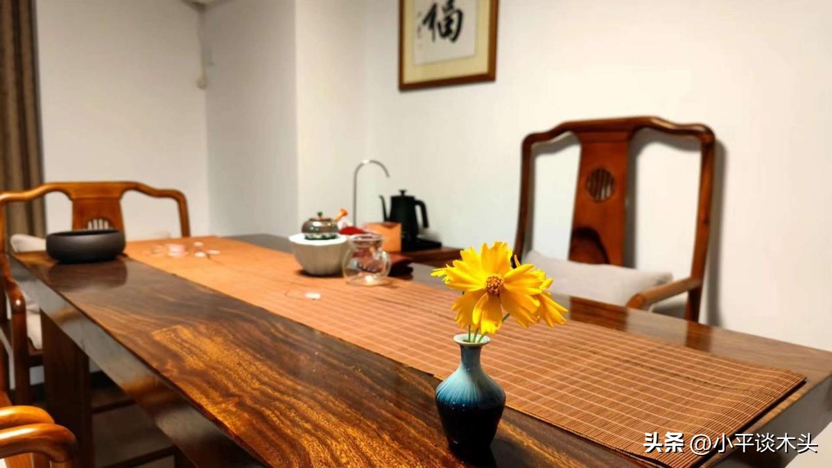 实木大板桌到底该选什么材质的呢,实木大板桌哪一种材质的比较实用